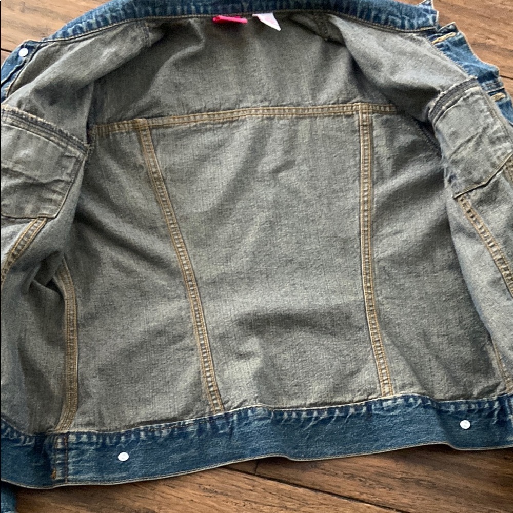 Jean Jacket - Picture 2 of 4